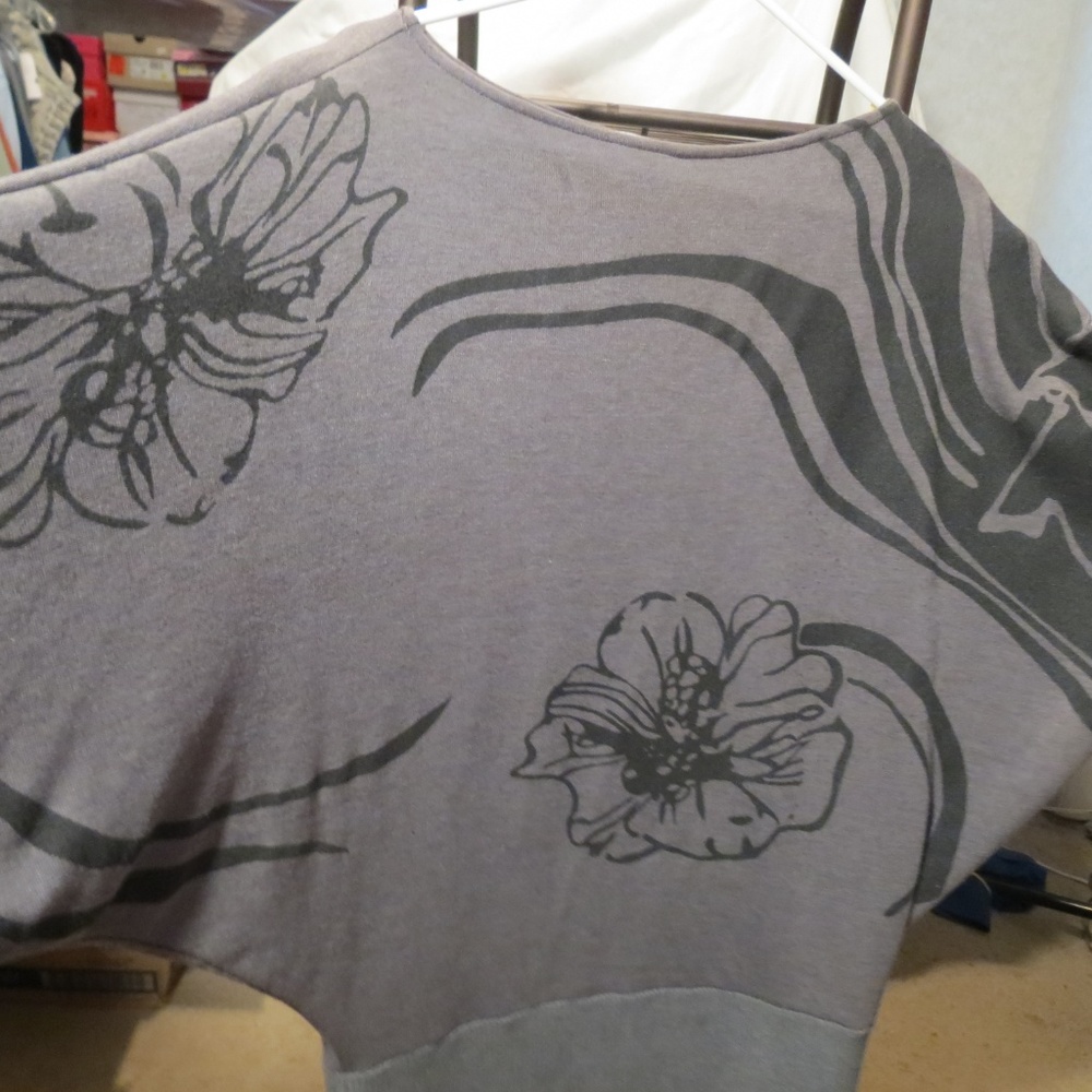 Janette Flowey Gray Colored Med